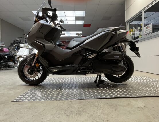 Honda ADV 350 Ciclos Motocampo