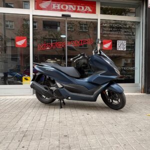Honda PCX 125 moto de ocasión en Ciclos Motocampo en Zaragoza